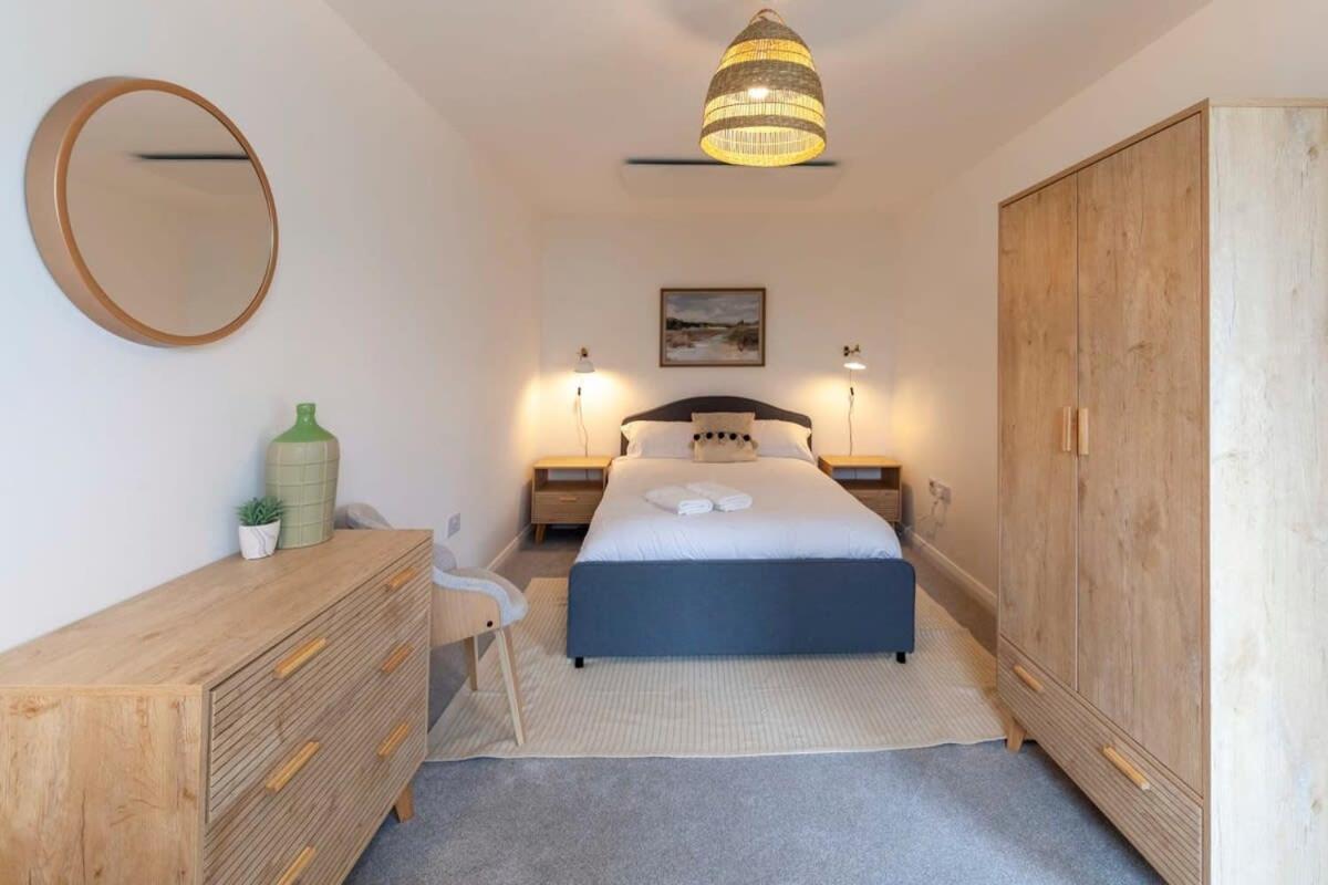 Contemporary 1 Bedroom Apartment In Ashford Ashford  Buitenkant foto
