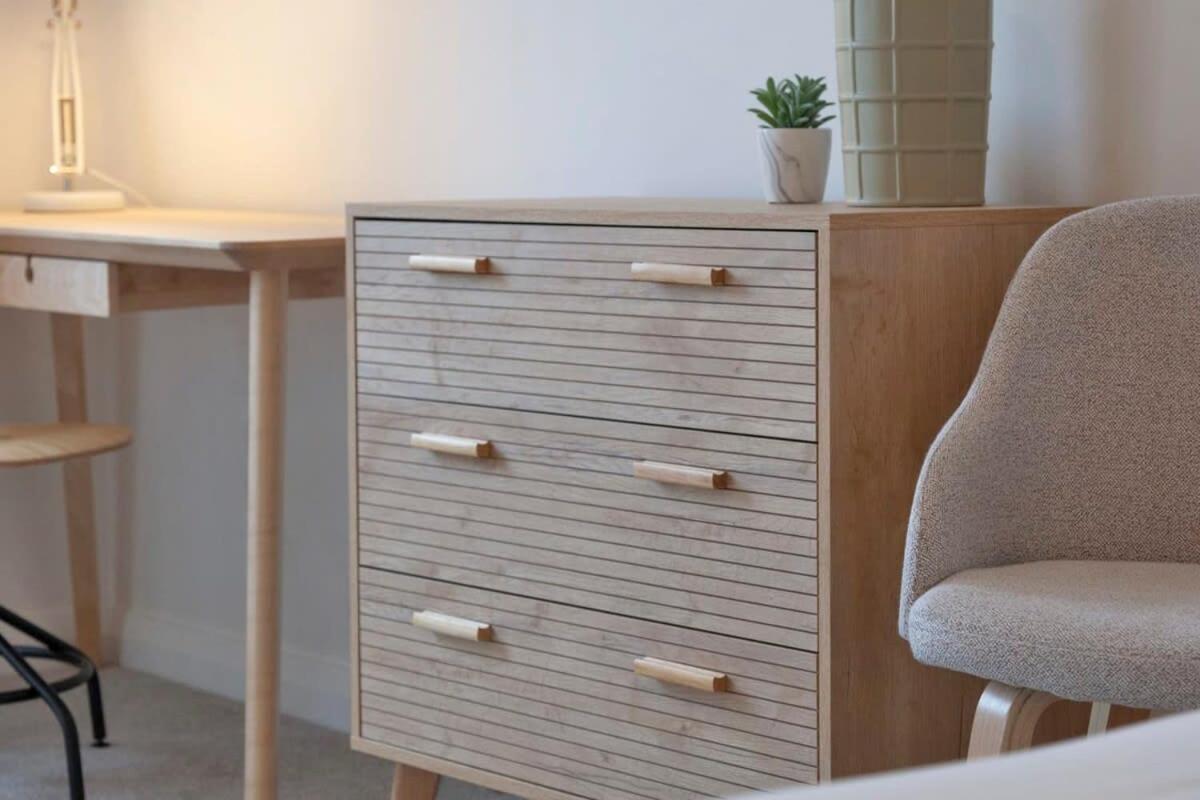 Contemporary 1 Bedroom Apartment In Ashford Ashford  Buitenkant foto